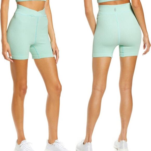 Free People FP Movement Free Throw Short in Turquoise Mint XS NWT - Picture 2 of 6